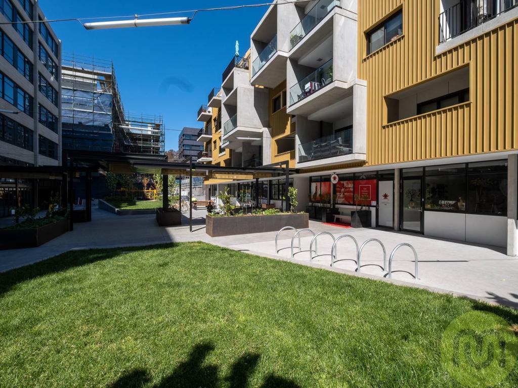 Ug02/17 The Causeway, Kingston, ACT 2604