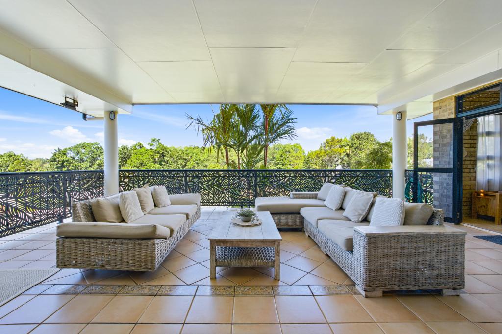 13 Dunkalli Cres, Wongaling Beach, QLD 4852
