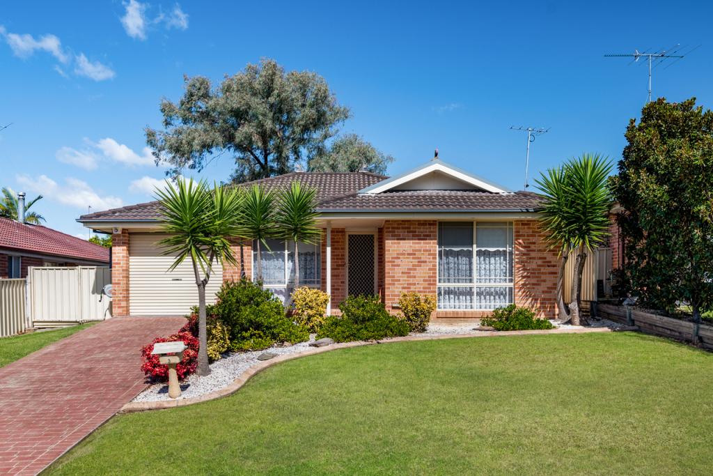 3 Dunna Pl, Glenmore Park, NSW 2745