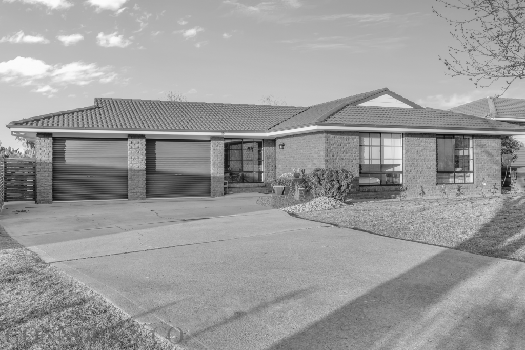 10 CRAWFORD CRES, WINDRADYNE, NSW 2795