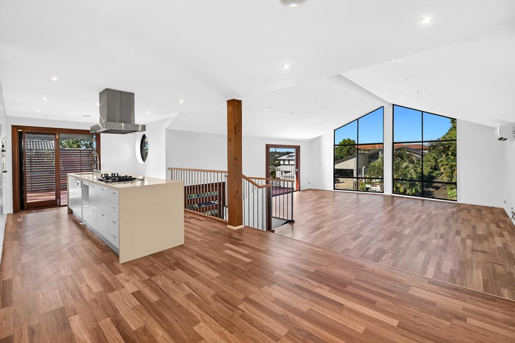 19 Swanbourne Way, Elanora, QLD 4221