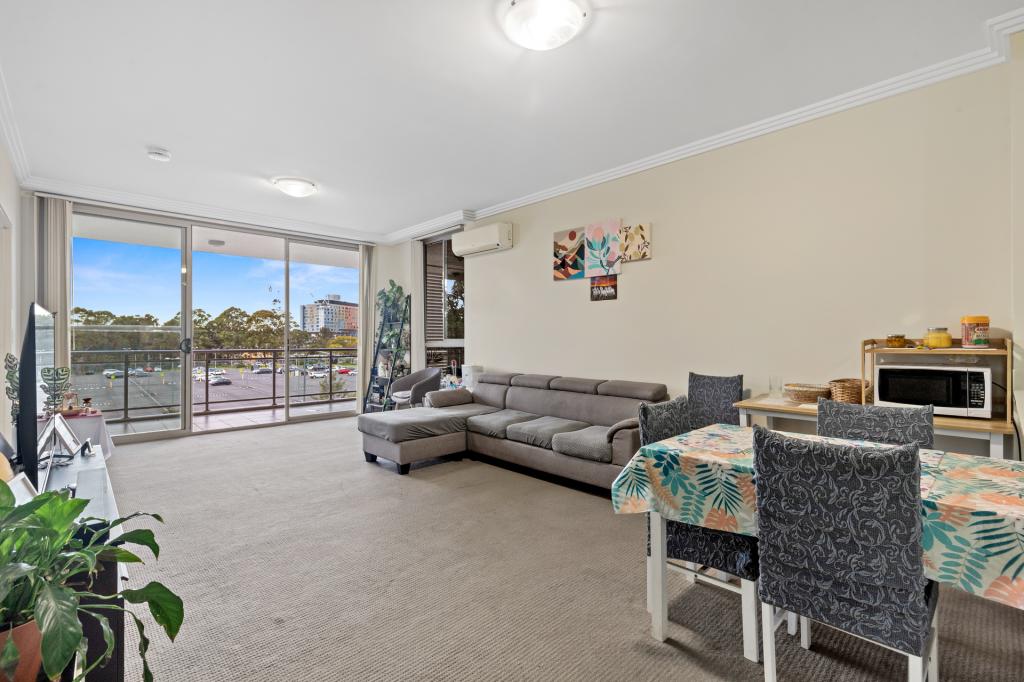 8/24-28 Mons Rd, Westmead, NSW 2145