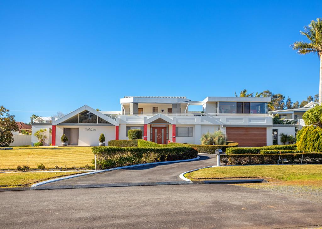 3 Seaspray Cct, Wallabi Point, NSW 2430