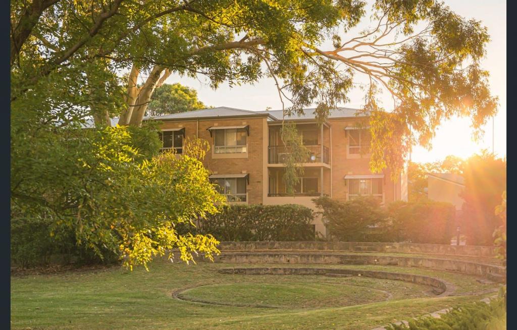 28/15 Friar John Way, Coolbellup, WA 6163