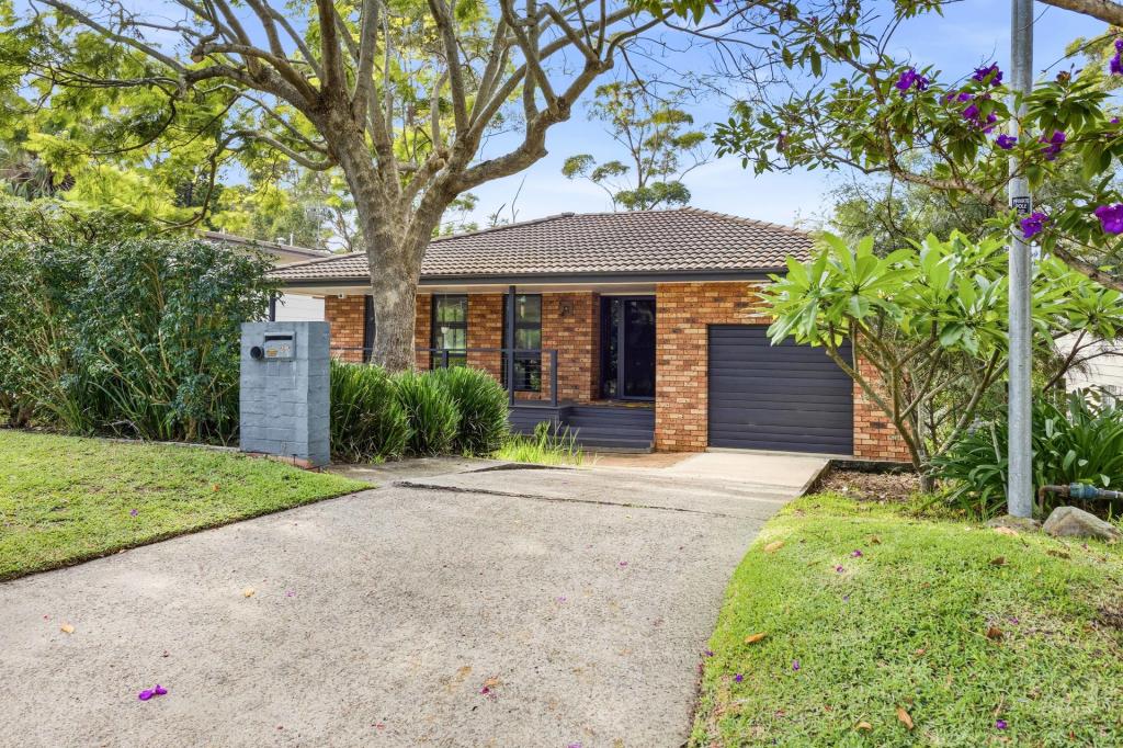28 Lockhart Ave, Mollymook Beach, NSW 2539