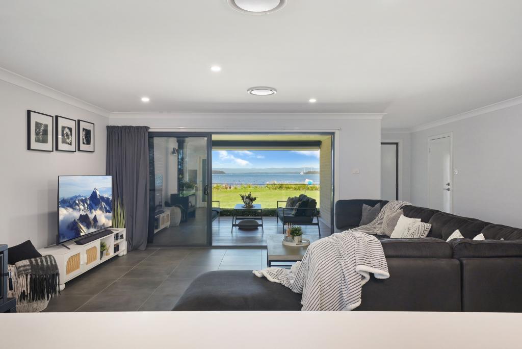 28 THE ESPLANADE, SWANSEA, NSW 2281