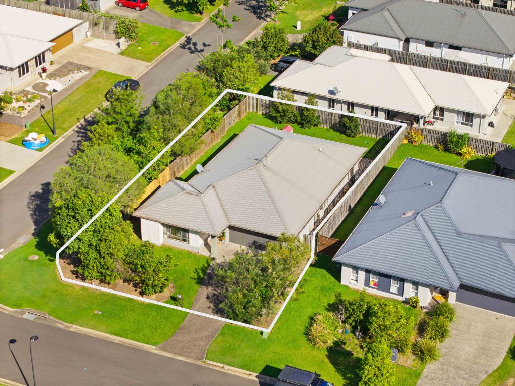 38 Valley Mist Pl, Maudsland, QLD 4210