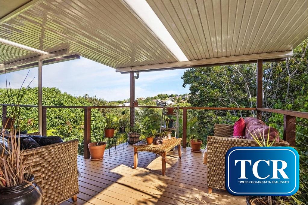 18 INVERNESS CT, BANORA POINT, NSW 2486