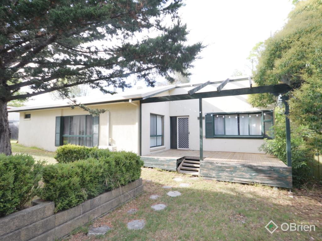 15a Harnham Dr, Bairnsdale, VIC 3875