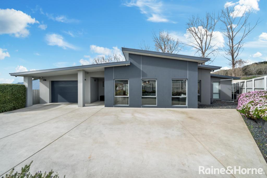 10 GUMLEAF CT, CAMBRIDGE, TAS 7170