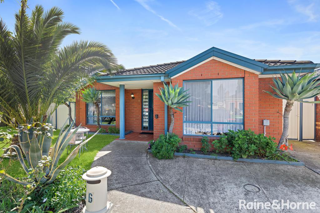 6 Lachlan Cres, Roxburgh Park, VIC 3064