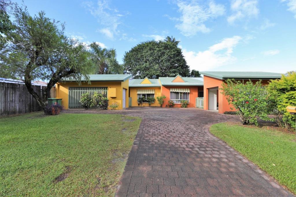 1 & 2/8 Scotia Cl, Mount Sheridan, QLD 4868