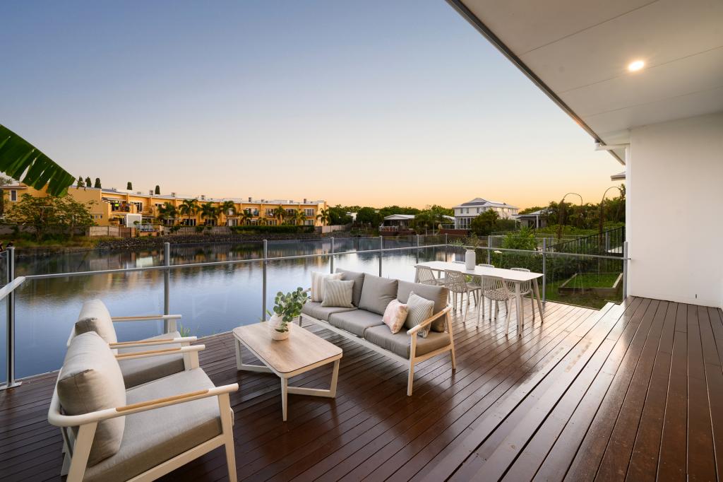 12 Mariner Ave, Hope Island, QLD 4212