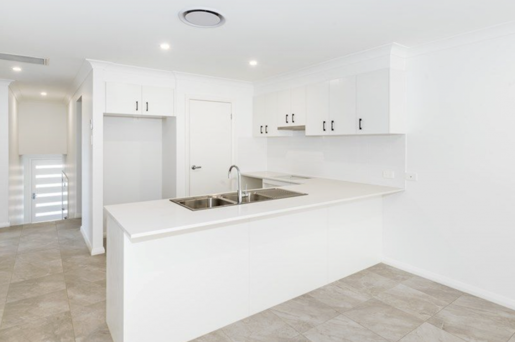 124 University Dr, Campbelltown, NSW 2560