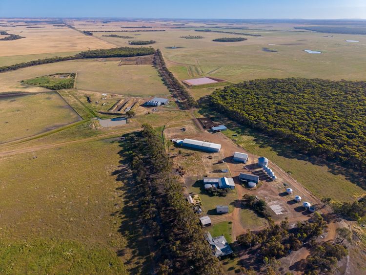 " Parnaroo Portfolio", Bremer Bay, WA 6338