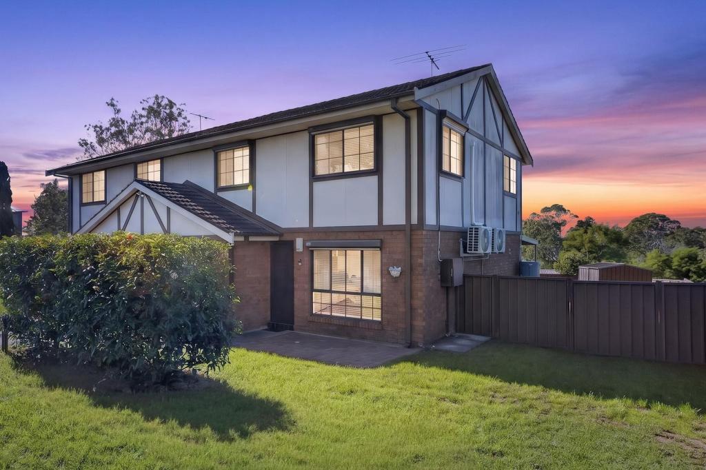 2/25 Porter St, Minto, NSW 2566