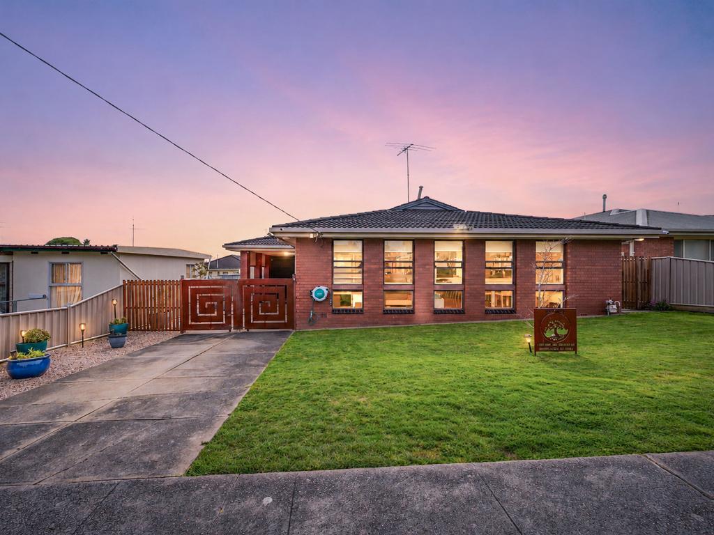 9 Shanahan Ct, Hamilton, VIC 3300