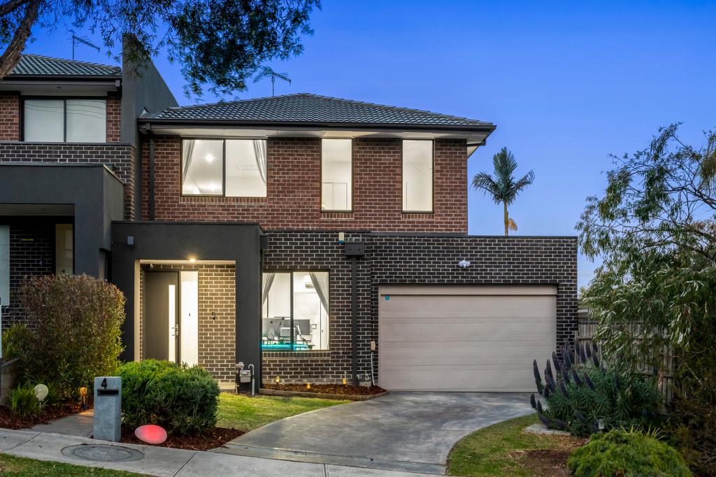 4 Centaur Gr, Doncaster East, VIC 3109