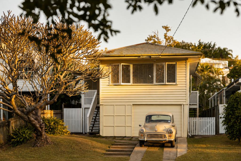 18 Salisbury St, Indooroopilly, QLD 4068