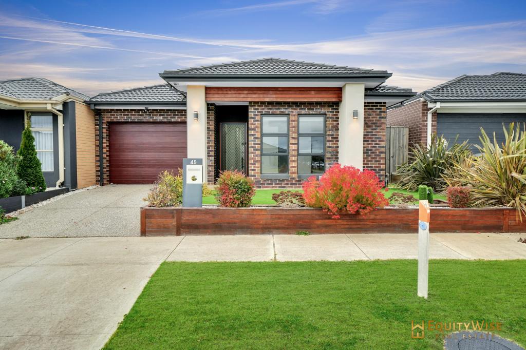 45 Stanmore Cres, Wyndham Vale, VIC 3024