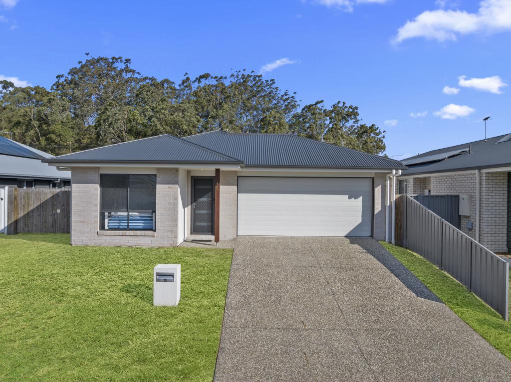 12 Clydesdale St, Woodford, QLD 4514