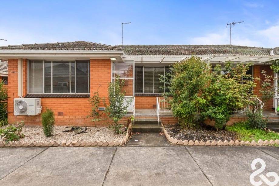 2/62 Pine St, Reservoir, VIC 3073