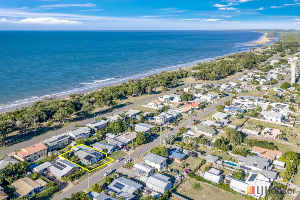 24 Palm Ct, Moore Park Beach, QLD 4670