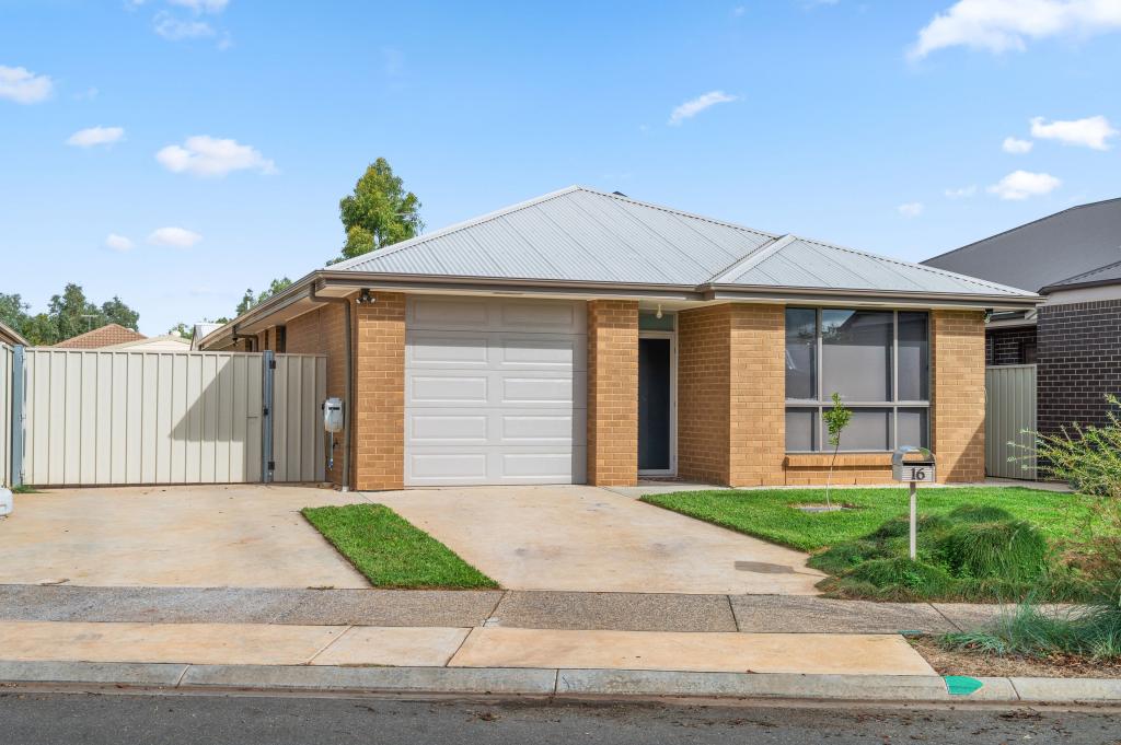 16 Epsom St, Munno Para West, SA 5115