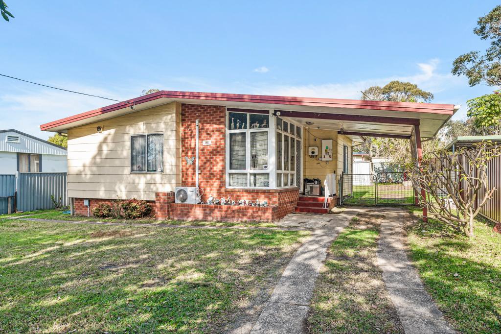 148 Kalandar St, Nowra, NSW 2541