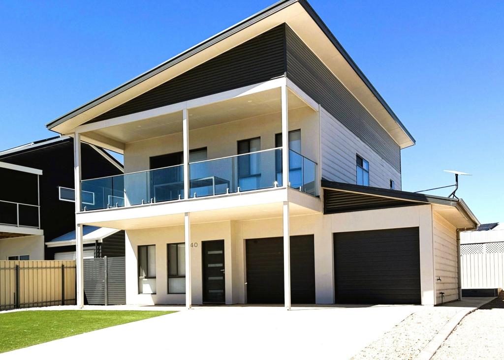 40 Farrell Rd, North Beach, SA 5556
