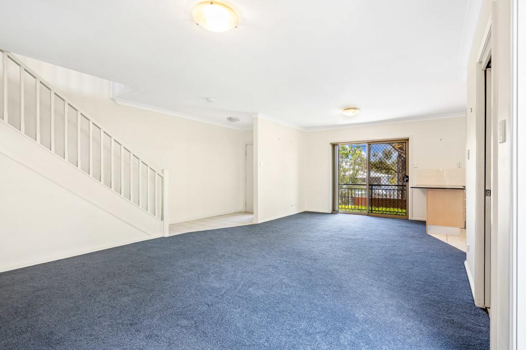 3/24 ANZAC AVE, ENGADINE, NSW 2233