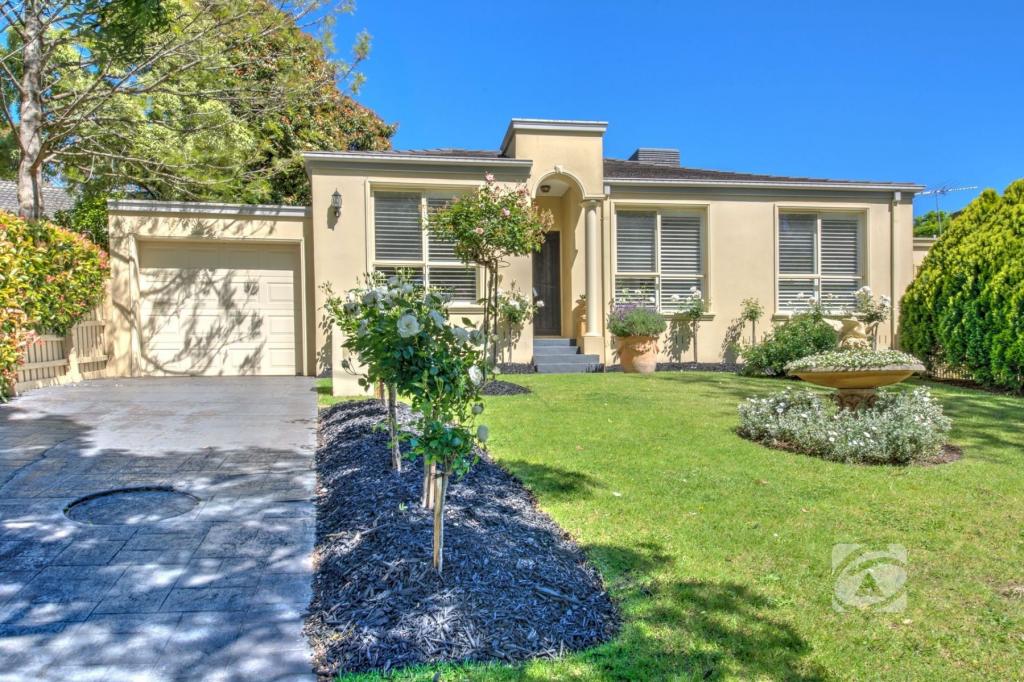 2/50 Peel St, Berwick, VIC 3806