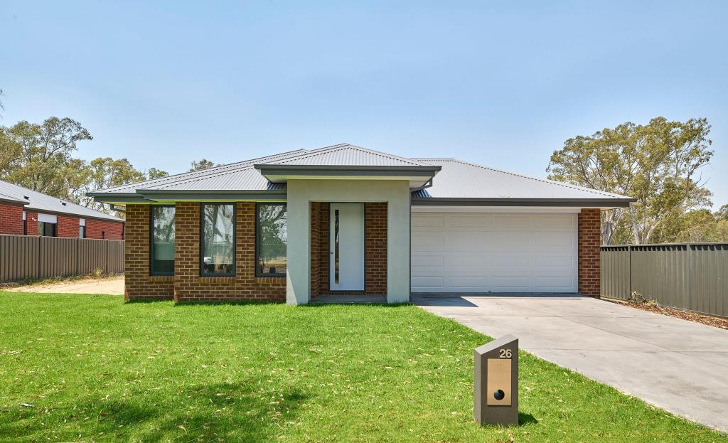 26 PATTERSON ST, HEATHCOTE, VIC 3523