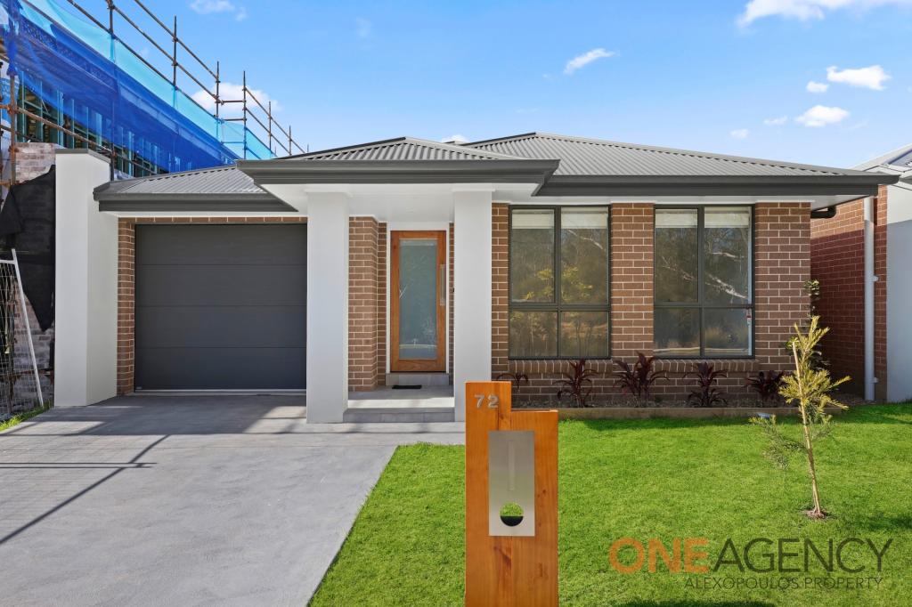 72 COLEMAN LOOP, CATHERINE FIELD, NSW 2557