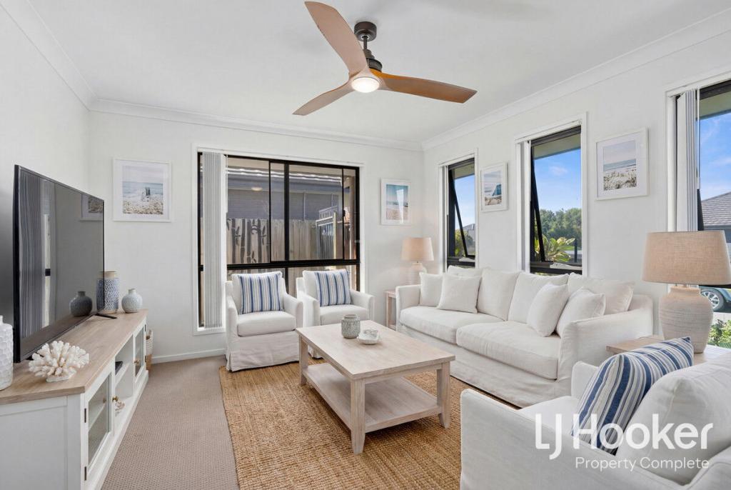 42 Golden Gate Ave, Park Ridge, QLD 4125