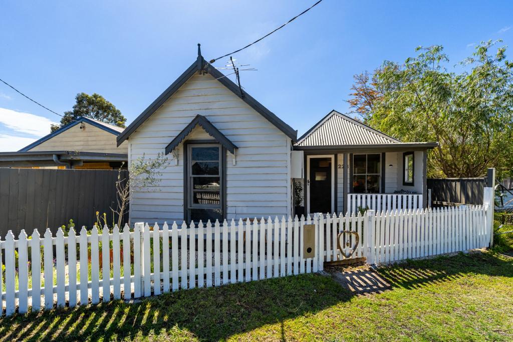 228 NEWTOWN RD, BEGA, NSW 2550
