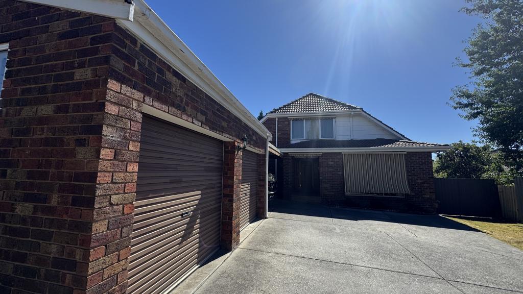 11 Topaz Ct, Wantirna South, VIC 3152