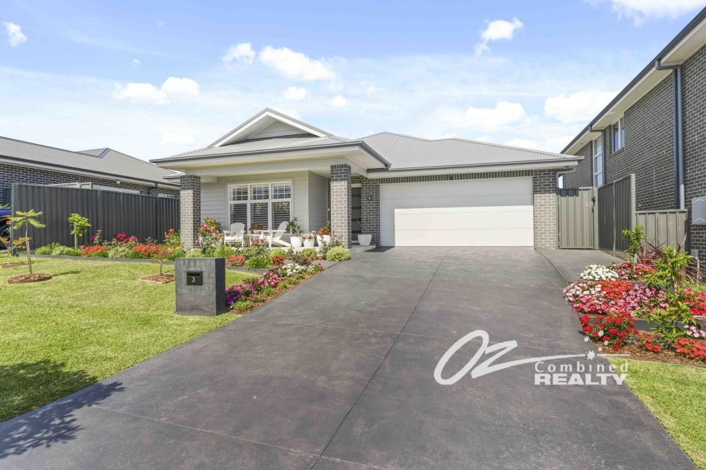 3 BLUE WATER LANE, VINCENTIA, NSW 2540
