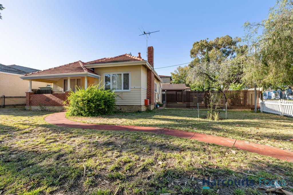 134 View Tce, Bicton, WA 6157