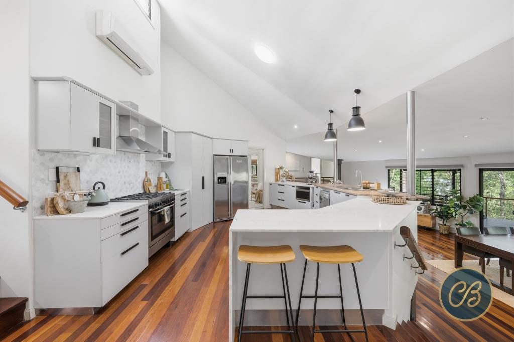 16 Moogerah Ct, Albany Creek, QLD 4035