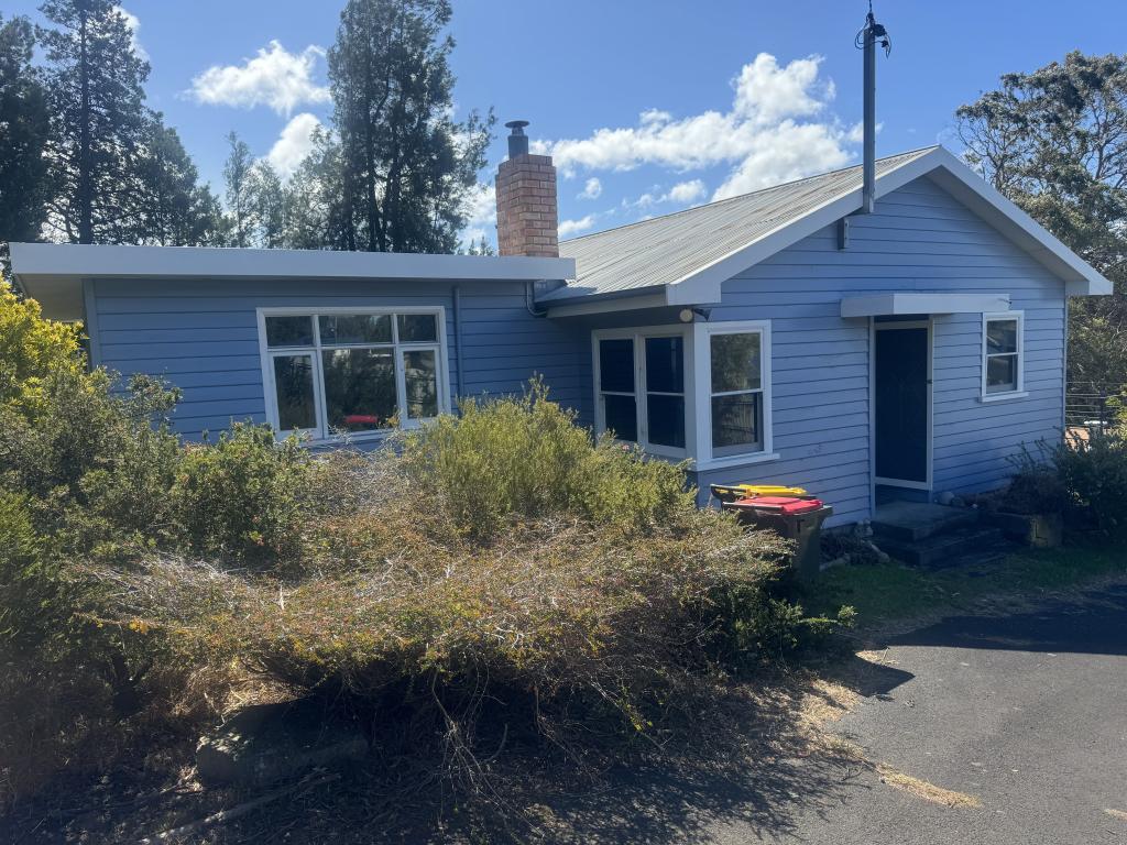 55 Barton Ave, Triabunna, TAS 7190