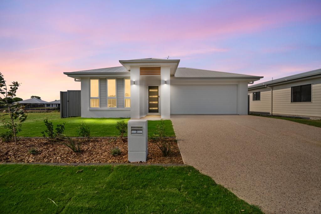 3 Ernest Cl, Toogoom, QLD 4655