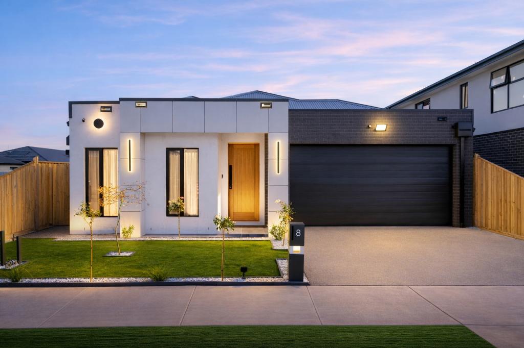 8 TATRA ST, TARNEIT, VIC 3029