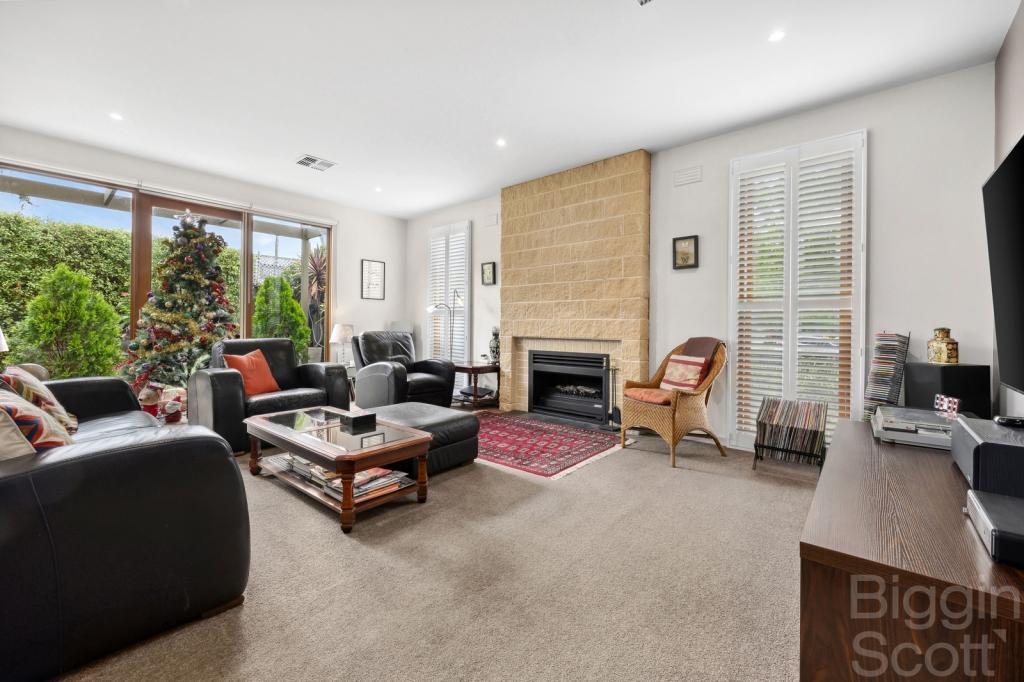 1/48 ALBERT ST, DAYLESFORD, VIC 3460