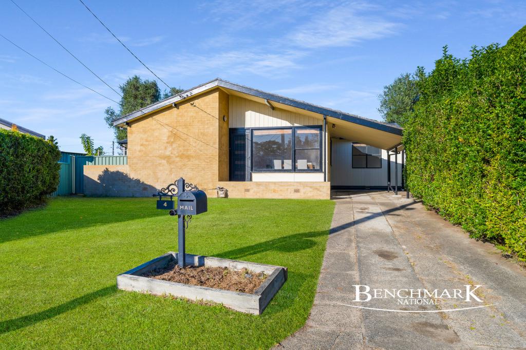 4 Bena Bena Pl, Holsworthy, NSW 2173