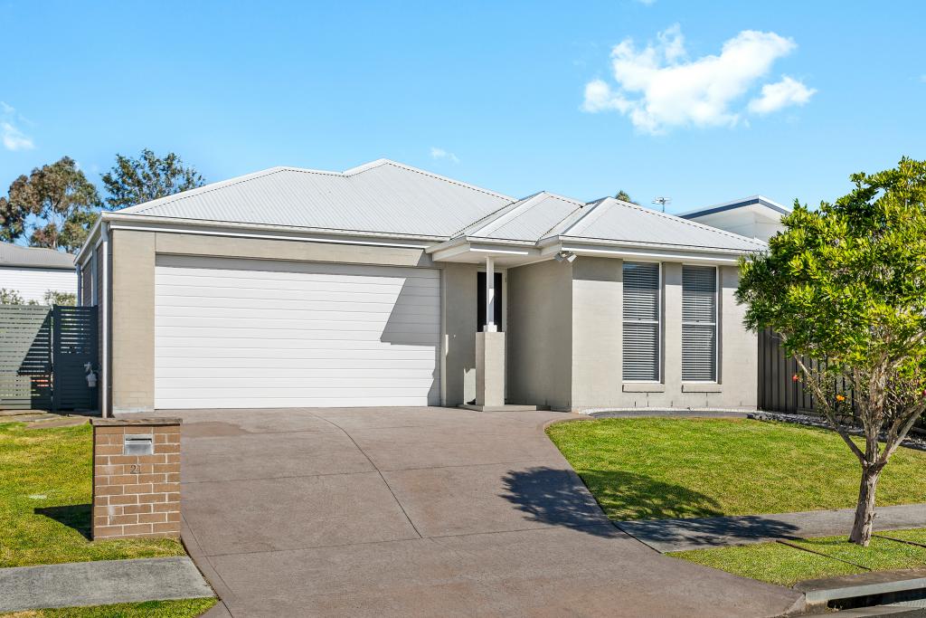 21 ALKIRA CCT, HORSLEY, NSW 2530