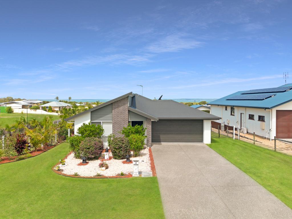 48 Windjammer Cct, River Heads, QLD 4655