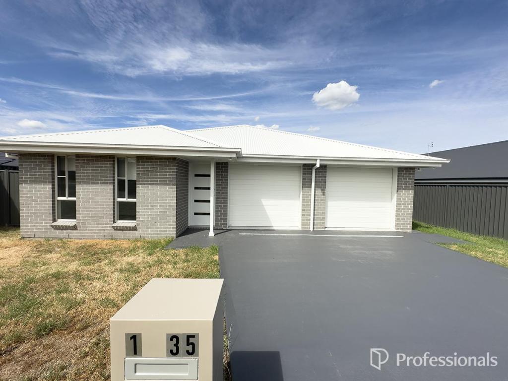 1/35 GARDEN ST, KOOTINGAL, NSW 2352