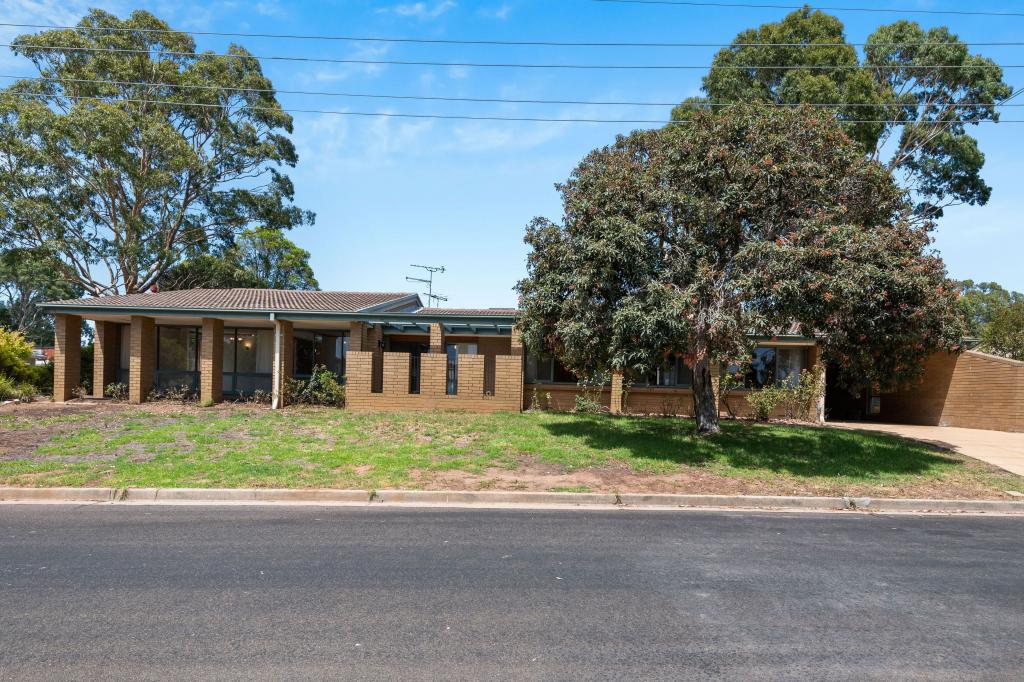 2 Hartley St, Flagstaff Hill, SA 5159