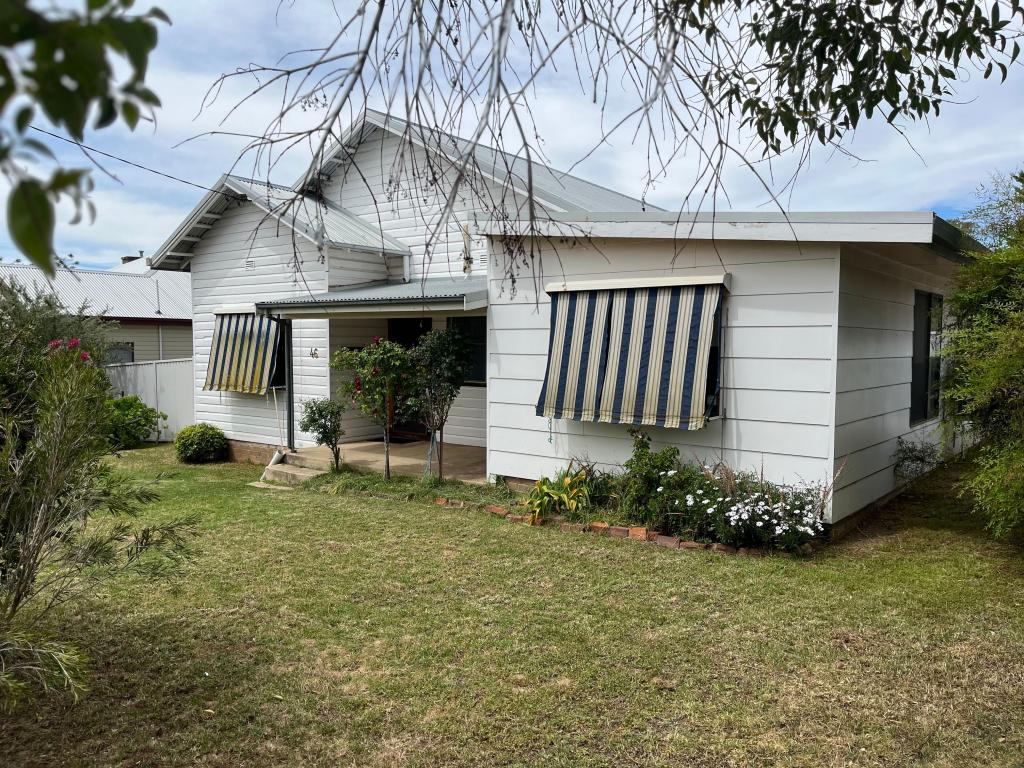 46 Thornhill St, Young, NSW 2594